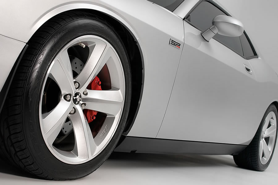 2010 Dodge Challenger SRT8 Wheel